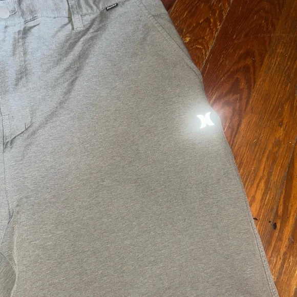Hurley Men’s Gray Hybrid Shorts  Comfort Size 40 Water Resistant - Picture 3 of 7